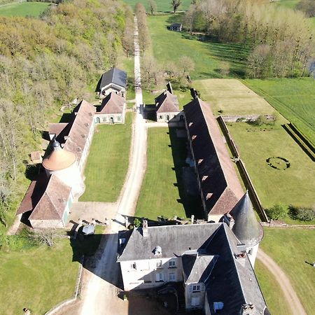 Chateau De Beaujeu Sens-Beaujeu Esterno foto